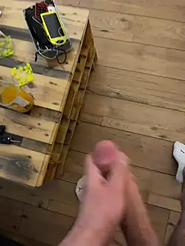 Bick dick1997 online show from 2, 3, 2025