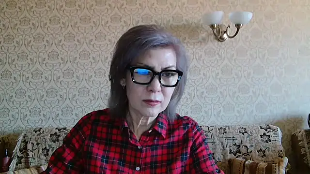 Elegant00Lady online show from 6, 10, 2025