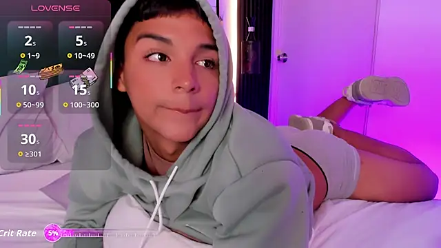 Snapshot of Seductivo_jr chatting on 6, 11, 2025 Seductivo jr online show from 6, 11, 2025