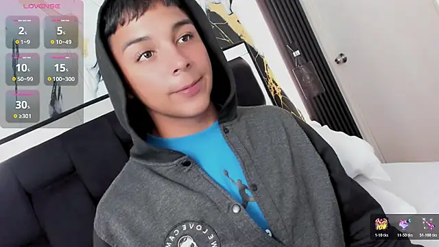 Snapshot of Seductivo_jr chatting on 13, 2, 2026 Seductivo jr online show from 13, 2, 2026