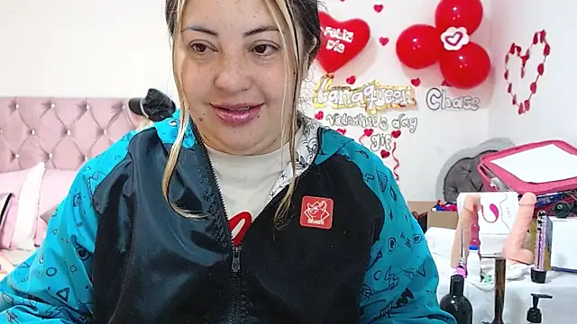 lanaqueen699 online show from 27, 2, 2025