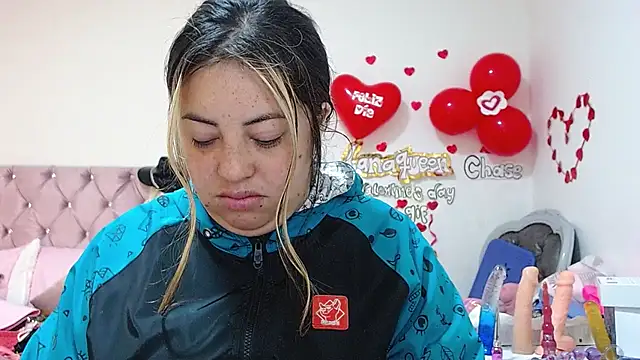 lanaqueen699 online show from 28, 2, 2025