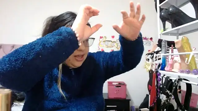 lanaqueen699 online show from 4, 11, 2025