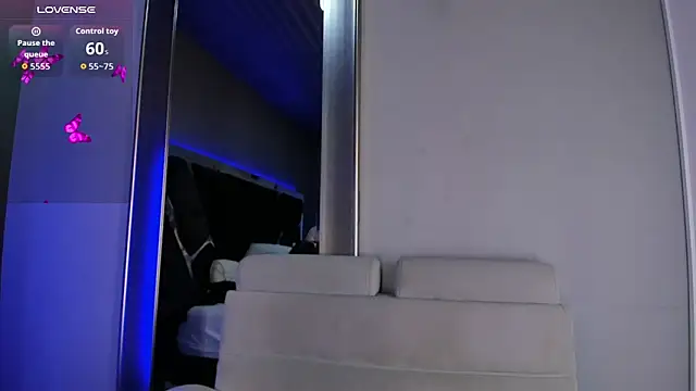 Larabrooks online show from 1, 3, 2026