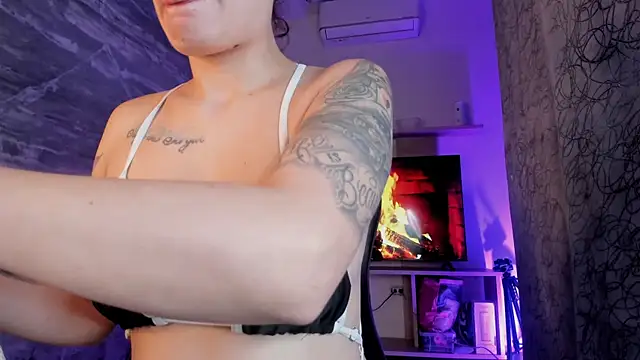 Melany Luv online show from 27, 3, 2026