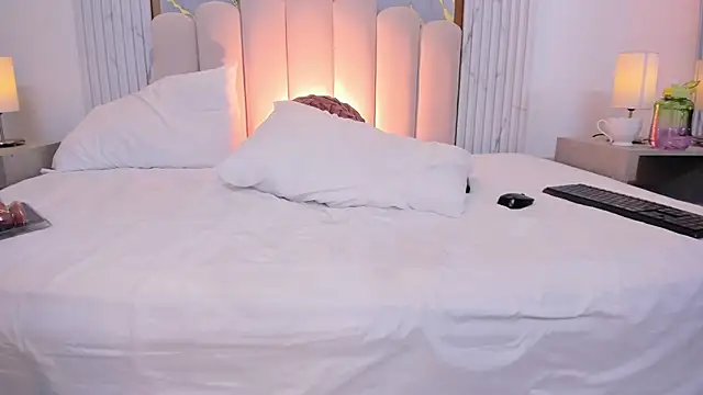 OSHUN  online show from 26, 2, 2025