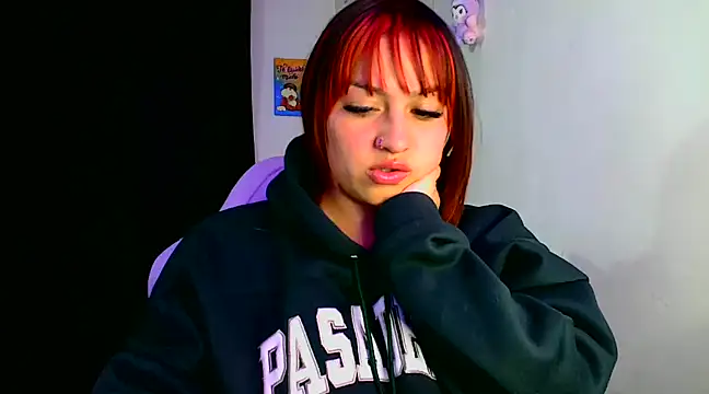 Snapshot of lucycherry__ chatting on 29, 1, 2025 lucycherry   online show from 29, 1, 2025