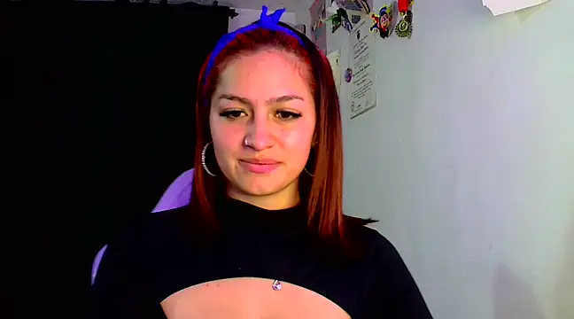 Snapshot of lucycherry__ chatting on 5, 2, 2025 lucycherry   online show from 5, 2, 2025