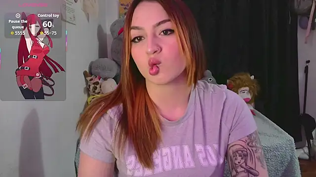Snapshot of lucycherry__ chatting on 11, 9, 2025 lucycherry   online show from 11, 9, 2025