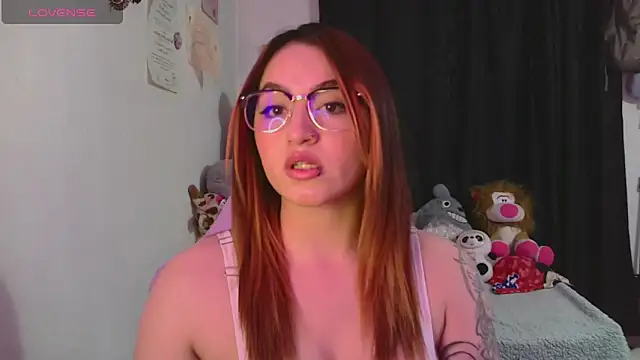 Snapshot of lucycherry__ chatting on 16, 9, 2025 lucycherry   online show from 16, 9, 2025