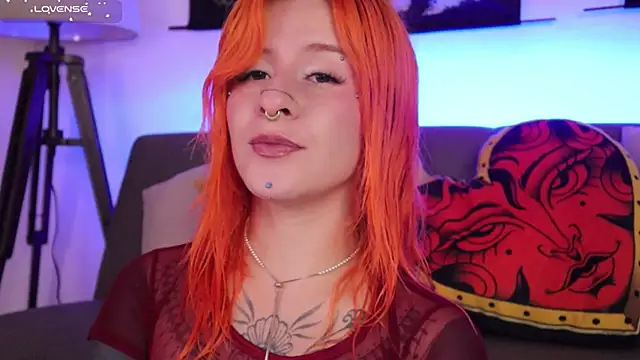 Snapshot of Daarlene chatting on 5, 12, 2025 Daarlene online show from 5, 12, 2025