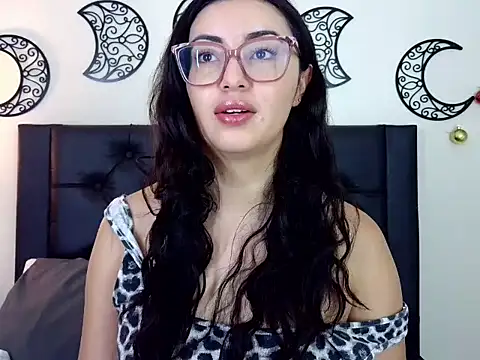 EvoletFMK online show from 1, 12, 2025