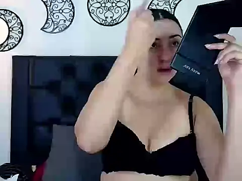 EvoletFMK online show from 21, 12, 2025