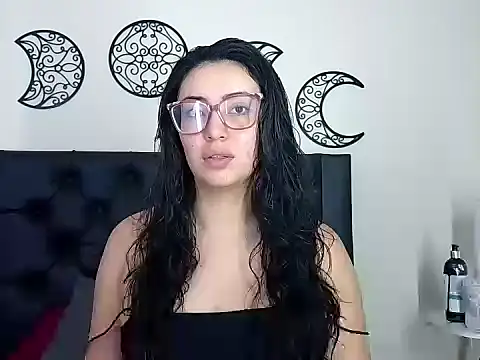 Snapshot of EvoletFMK chatting on 19, 1, 2026 EvoletFMK online show from 19, 1, 2026