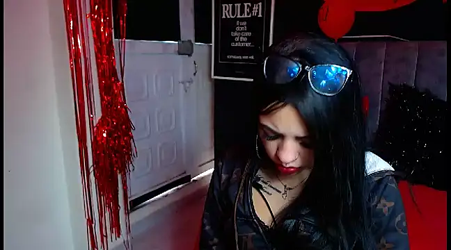 Violettasquirt online show from 20, 3, 2025