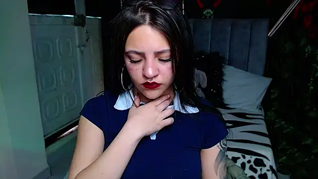 Snapshot of Violettasquirt chatting on 28, 4, 2026 Violettasquirt online show from 28, 4, 2026
