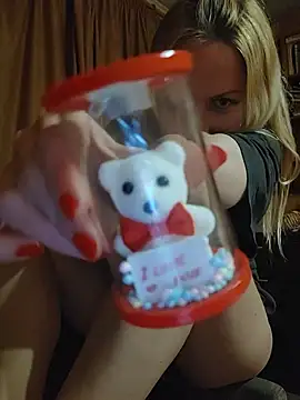 Linda 999 online show from 19, 1, 2025