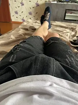 red red00 online show from 9, 4, 2026