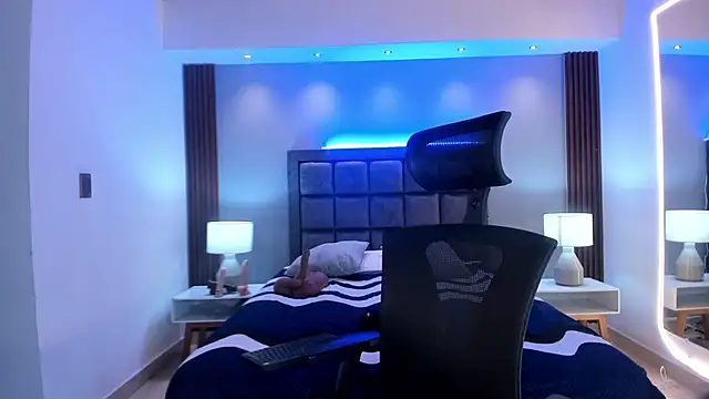 Susann Ross online show from 12, 9, 2025