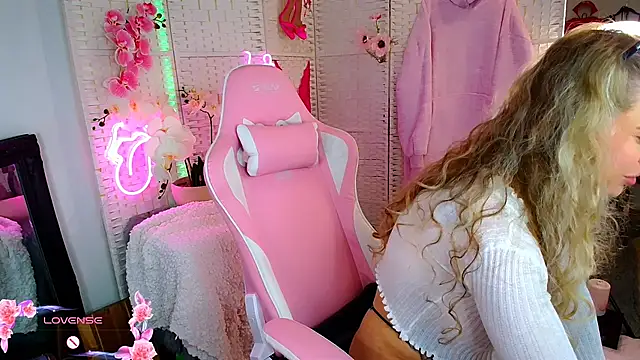 EllieKarrX online show from 29, 12, 2024