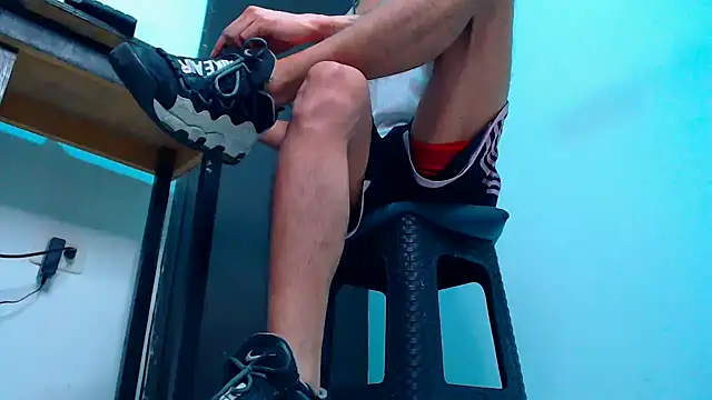 Snapshot of mastersmits chatting on 15, 4, 2026 mastersmits online show from 15, 4, 2026