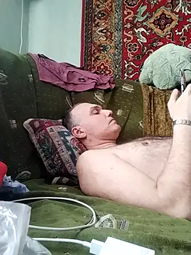 Pineapple04 online show from 3, 3, 2025