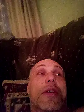 Pineapple04 online show from 3, 12, 2025