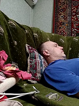 Pineapple04 online show from 2, 4, 2026