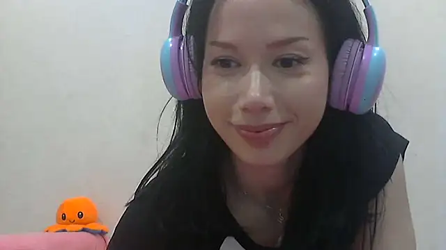 SashaGrinch online show from 2, 2, 2025