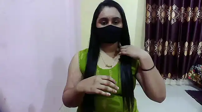 Snapshot of LovelyRose69 chatting on 30, 12, 2024 LovelyRose69 online show from 30, 12, 2024