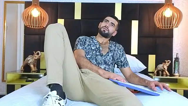 Snapshot of Ethan__Walker chatting on 6, 11, 2025 Ethan Walker online show from 6, 11, 2025