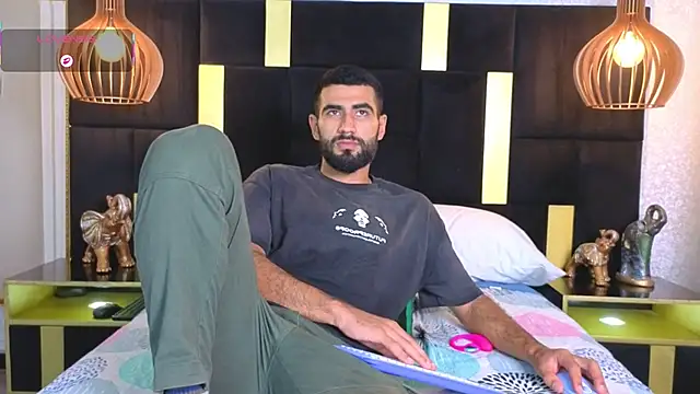 Snapshot of Ethan__Walker chatting on 24, 11, 2025 Ethan Walker online show from 24, 11, 2025