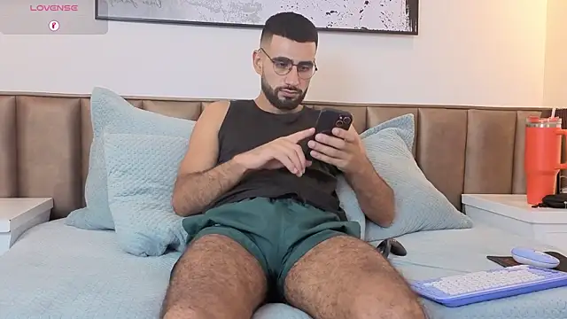 Ethan  Walker online show from 31, 3, 2026