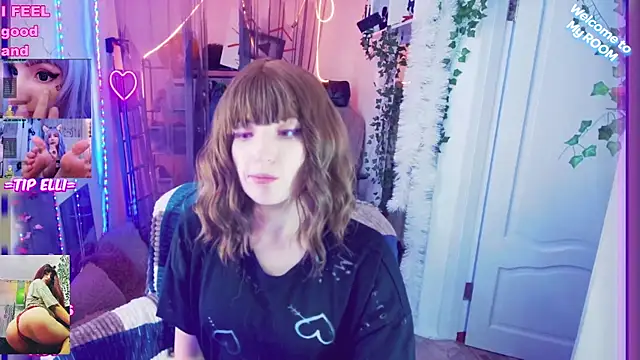 Snapshot of Toxic_Ellies chatting on 20, 12, 2024 Toxic Ellies online show from 20, 12, 2024