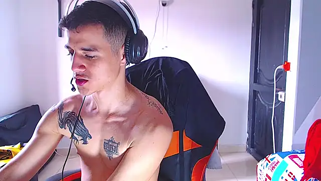ADAM HOT online show from 28, 5, 2026
