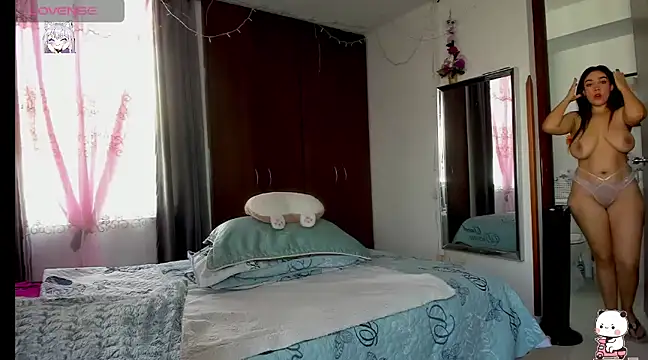 Snapshot of HARLEYNAPIER chatting on 28, 1, 2025 HARLEYNAPIER online show from 28, 1, 2025