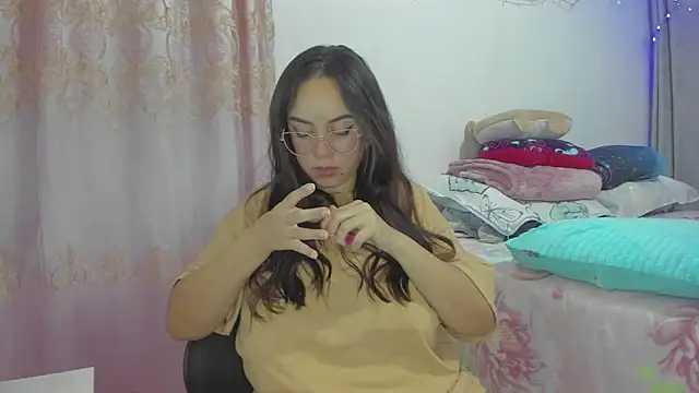 HARLEYNAPIER online show from 10, 3, 2026