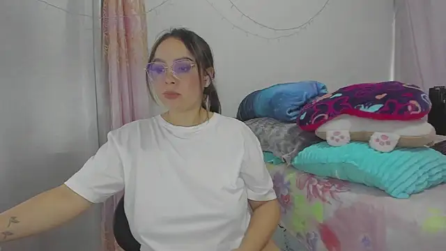 Snapshot of HARLEYNAPIER chatting on 23, 5, 2026 HARLEYNAPIER online show from 23, 5, 2026