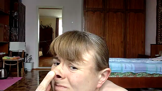 Snapshot of KlavdiaPetrivna chatting on 7, 7, 2026 KlavdiaPetrivna online show from 7, 7, 2026