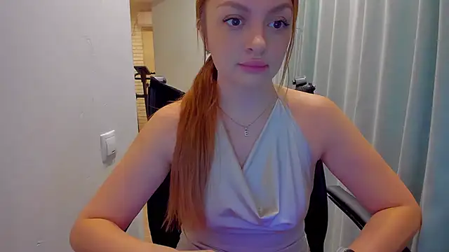 Snapshot of realfairy chatting on 19, 2, 2025 realfairy online show from 19, 2, 2025