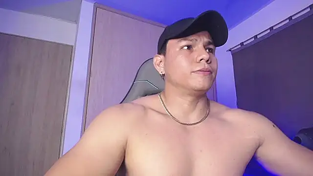 RoyConstance online show from 7, 3, 2025