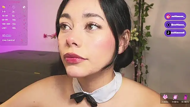 Soffimoon  online show from 10, 10, 2025