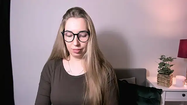 AriaDesire online show from 14, 1, 2026