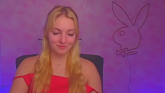 Snapshot of Milka_kiss_ chatting on 15, 12, 2024 Milka kiss online show from 15, 12, 2024