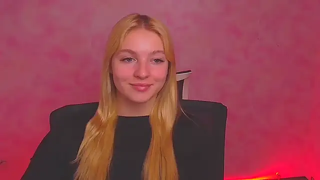 Snapshot of Milka_kiss_ chatting on 24, 12, 2024 Milka kiss online show from 24, 12, 2024