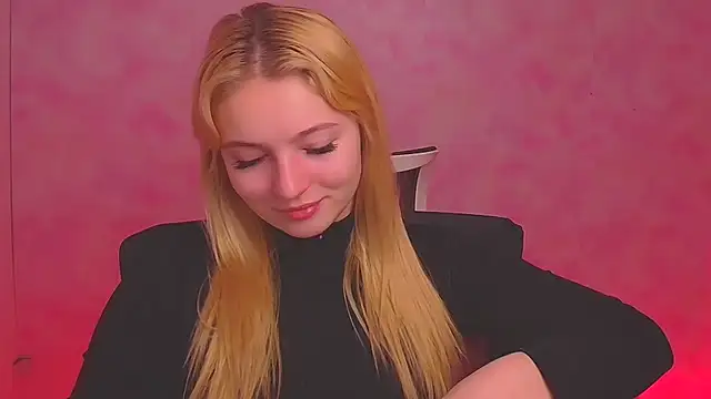 Snapshot of Milka_kiss_ chatting on 28, 12, 2024 Milka kiss online show from 28, 12, 2024