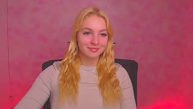 Snapshot of Milka_kiss_ chatting on 3, 1, 2025 Milka kiss online show from 3, 1, 2025