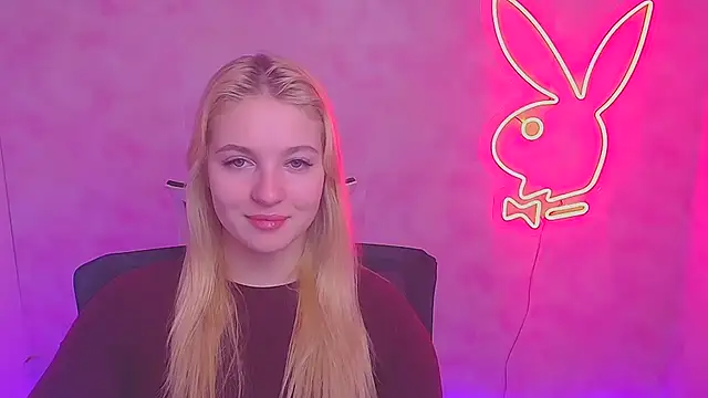Snapshot of Milka_kiss_ chatting on 4, 2, 2025 Milka kiss online show from 4, 2, 2025