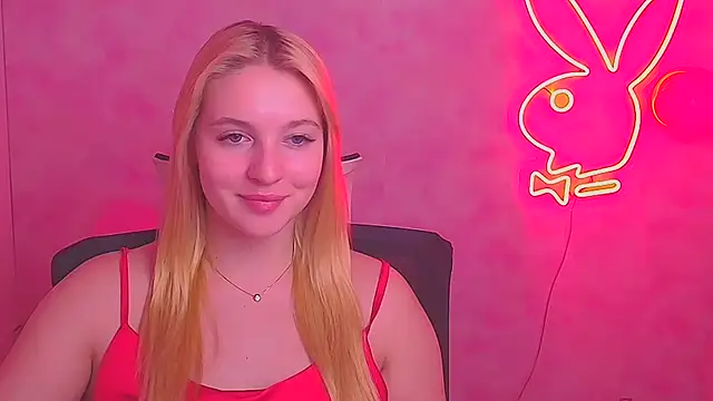 Snapshot of Milka_kiss_ chatting on 17, 2, 2025 Milka kiss online show from 17, 2, 2025
