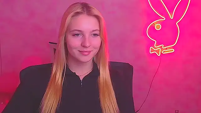 Snapshot of Milka_kiss_ chatting on 20, 2, 2025 Milka kiss online show from 20, 2, 2025